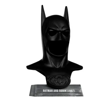 McFarlane DC Direct – Batman (Batman and Robin) Cowl Replica - cover