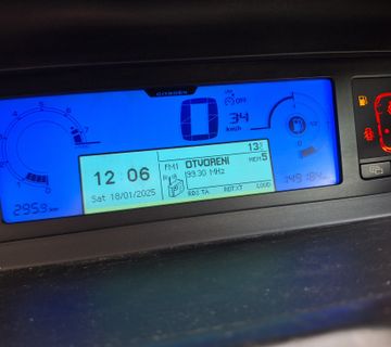 Prodajem c4 picasso  - cover