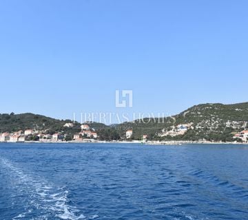 Prodaja građevinskog zemljišta na atraktivnoj lokaciji, otok Šipan - cover