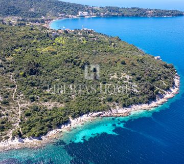 Prodaja impozantnog zemljišta s ruševinama na otoku Lopudu kraj Dubrovnika - cover