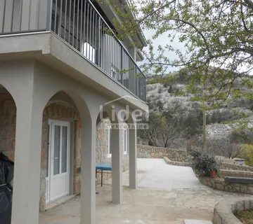 LUKOVO (ZALEĐE) Odlična kuća s velikom okućnicom - cover