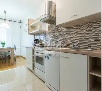 GORNJA VEŽICA- 2s+db, balkon, pogled na more - Rijeka