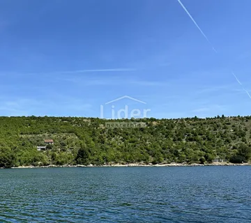 Građevinsko zemšljite sa pogledom na more - cover