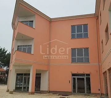 ROVINJ Kuća P+2 1260 m2 na 1650 m2 parcele