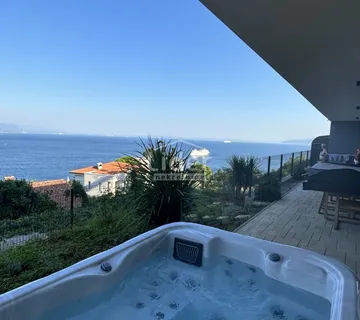 OPATIJA STAN 158m2 + 298M2 OKUĆNICE+ GARAŽA - Pobri, Opatija