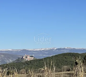 Zemljište s pogledom na Motovun - cover