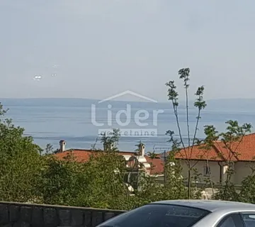 RIJEKA,SRDOČI-STAN 132m2+VRT 185m2+3 PARKINGA+POGLED MORE
