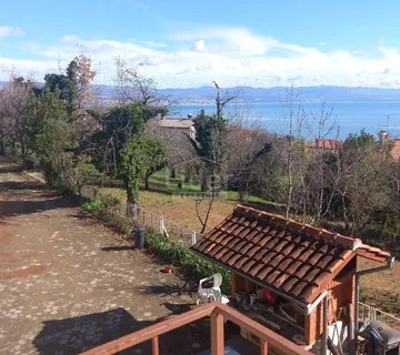 Lovran, prekrasna etaža od 121m2 sa 3 balkona - cover