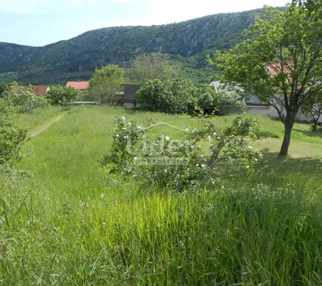 BRIBIR Građevinsko zemljište od 701 m2 - Bribir, Vinodolska općina