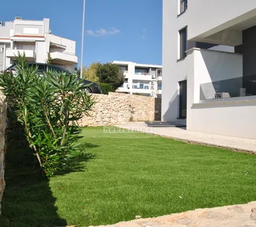 Novalja, 2s+db, Novogradnja 3.640 €m2, Opremljeni