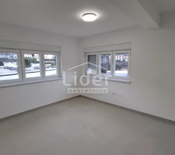 ŠKURINJE – Uredski prostor s 6 ureda + 6 parkirnih mjestaa - Rijeka