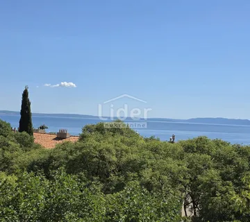 Pećine, 3s+db, 2 Lođe, 1 Kat, Pogled - Rijeka