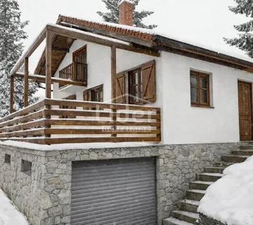 Kuća na osami sa velikim zemljištem! - Tounj