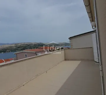 Dvojna kuća u Pagu, 100m2- dva apartmana, 300m od mora - cover