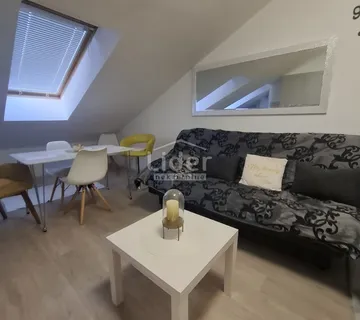 SELCE Namješteni apartman od 43 m2- - Selce, Crikvenica