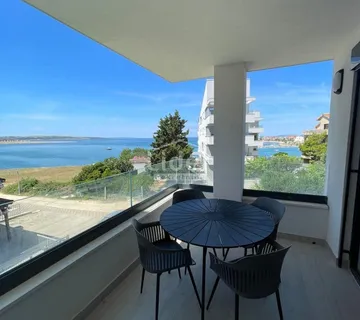 APARTMAN-POVLJANA 100m od mora - cover