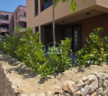 Novalja, Novogradnja, 2s+db, Okućnica, 3.300 €/m2