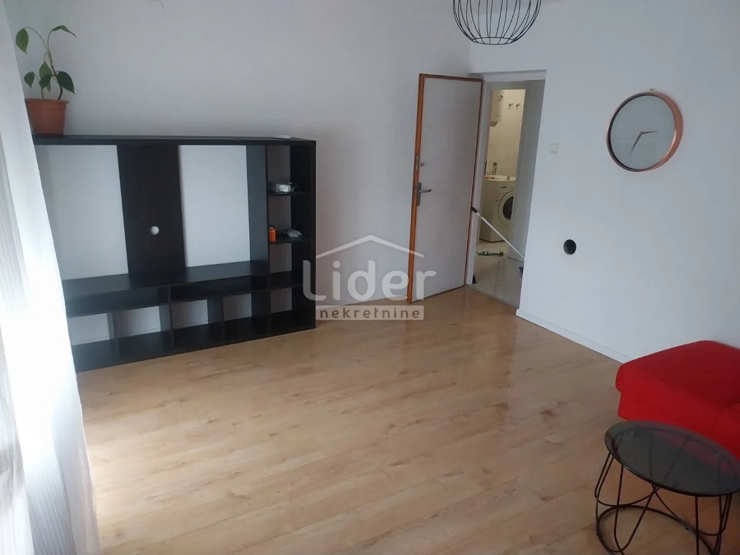 ZAMET-dvosoban stan za najam - cover