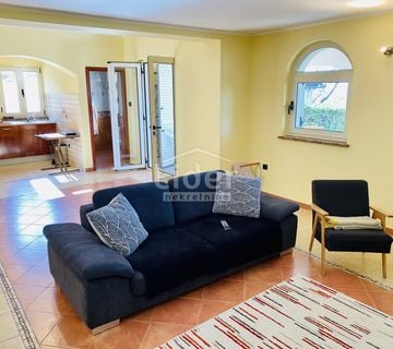 Kuća, Saršoni, 220 m2, najam od 12/25 - cover