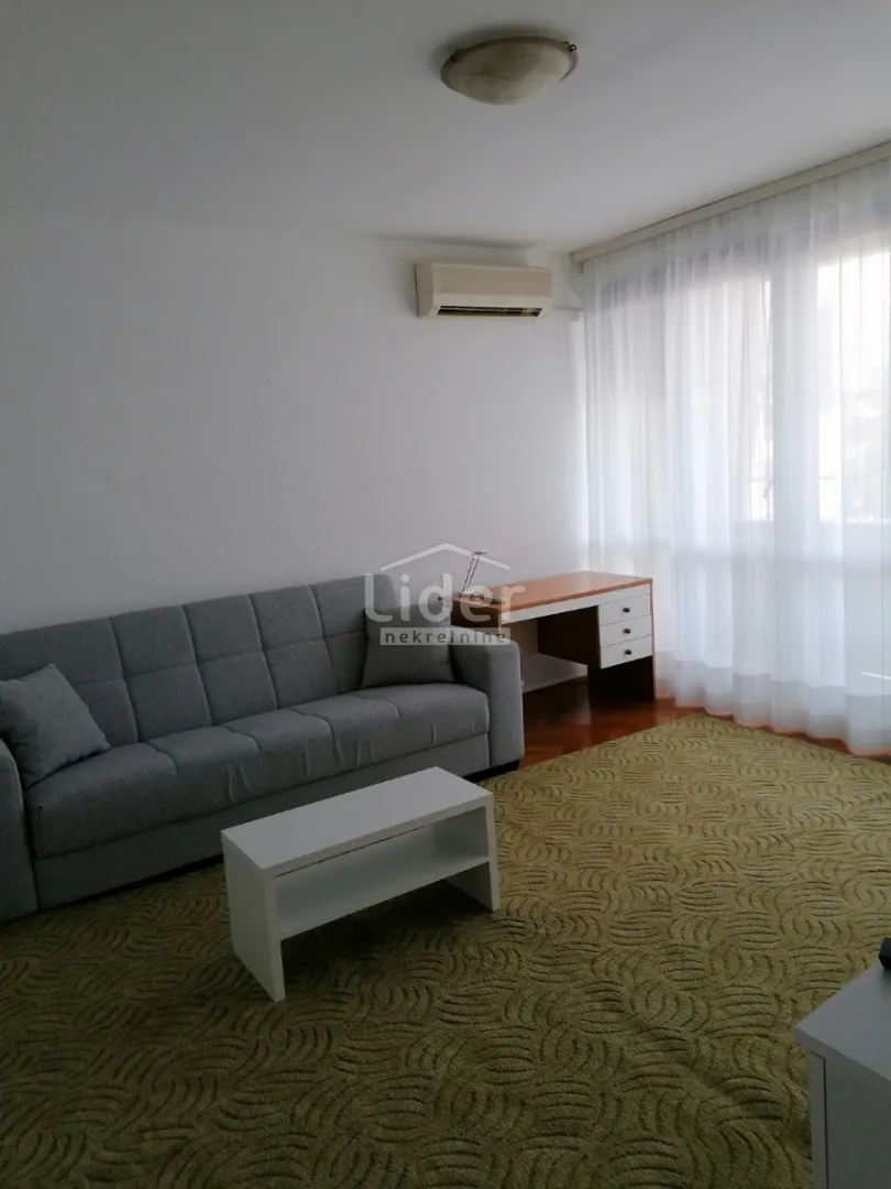 KRIMEJA-dvosoban stan za najam - cover