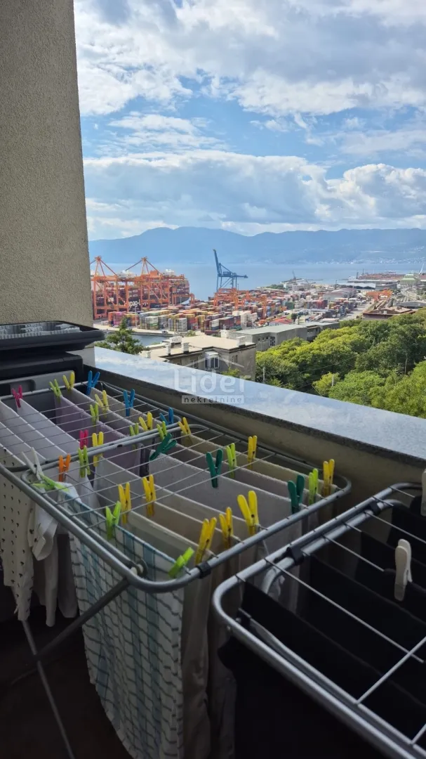 Donja Vežica, novo u ponudi, 48m2, lođa, pogled! - cover