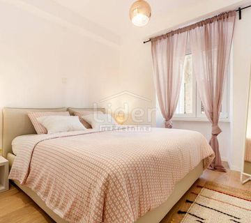 CENTAR, 161m2 - cover