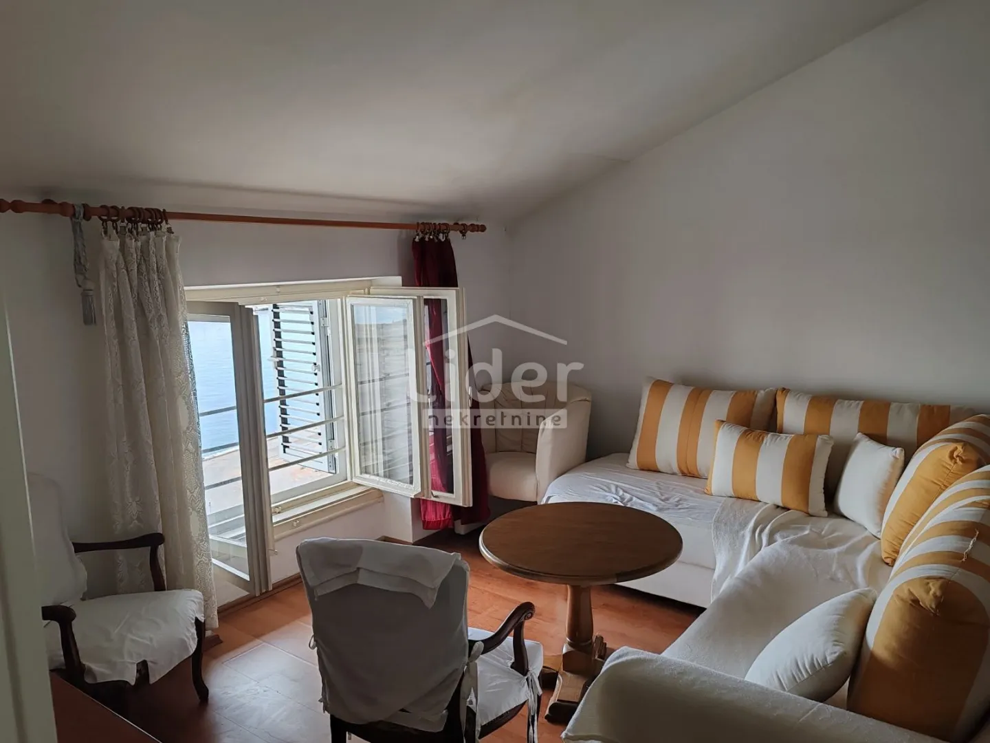 CENTAR-45M2 2SKL stan za najam - cover