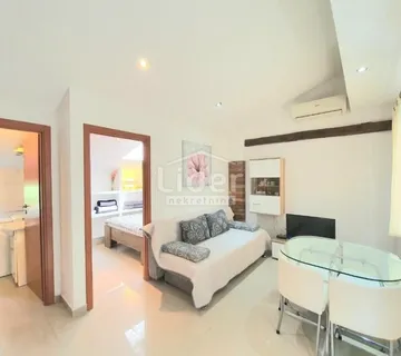 Stan OPATIJA, 1S+DB, najam - cover