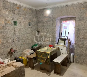 Kastav-centar, 2s stan sa dvije terase i okućnicom - cover