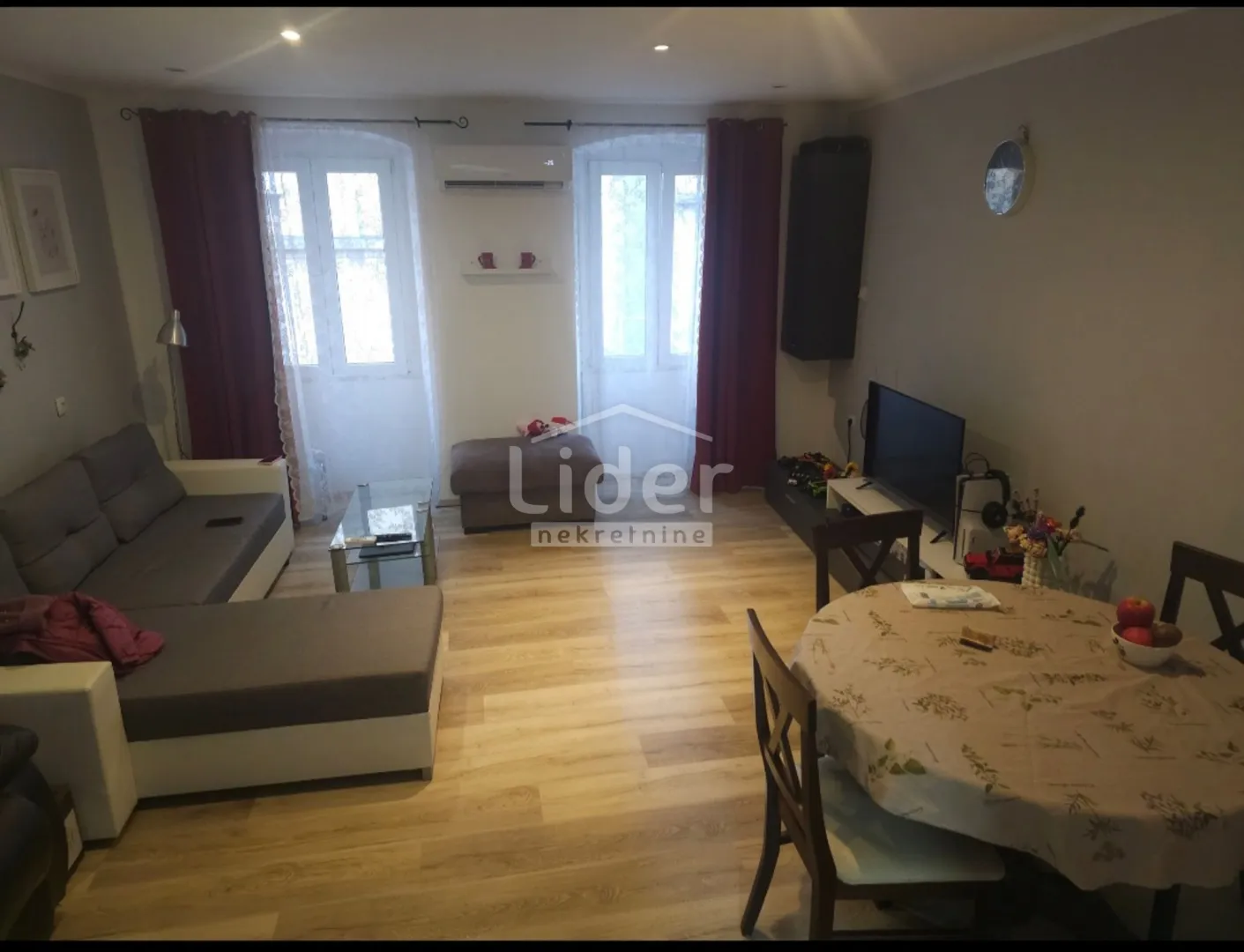 BANDEROVO - 1S + DB  - cover