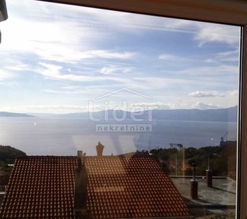 DVOETAŽNI STAN SA POGLEDOM NA MORE - cover