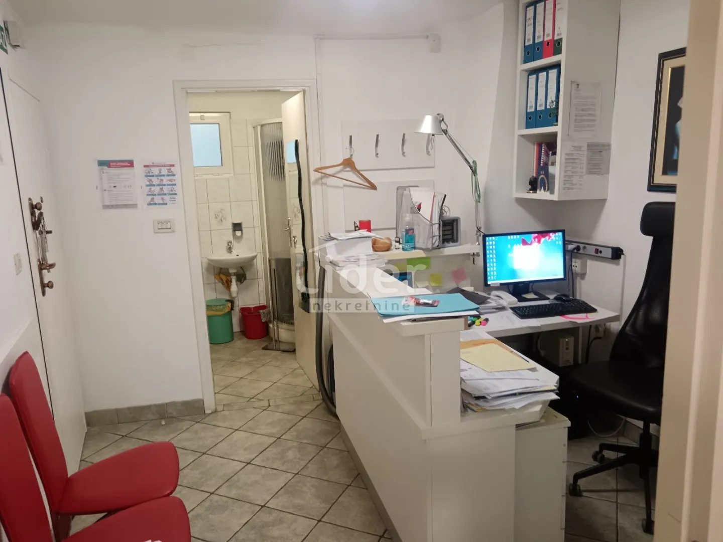 CENTAR-poslovni prostor za urede - cover