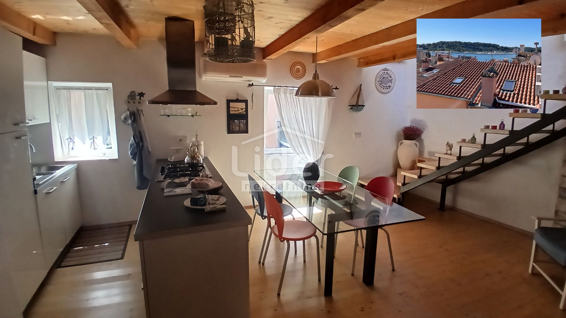 Predivan dvoetažni apartman u Rovinju - cover