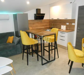 KASTAV Stan s predivnim pogledom na more - cover