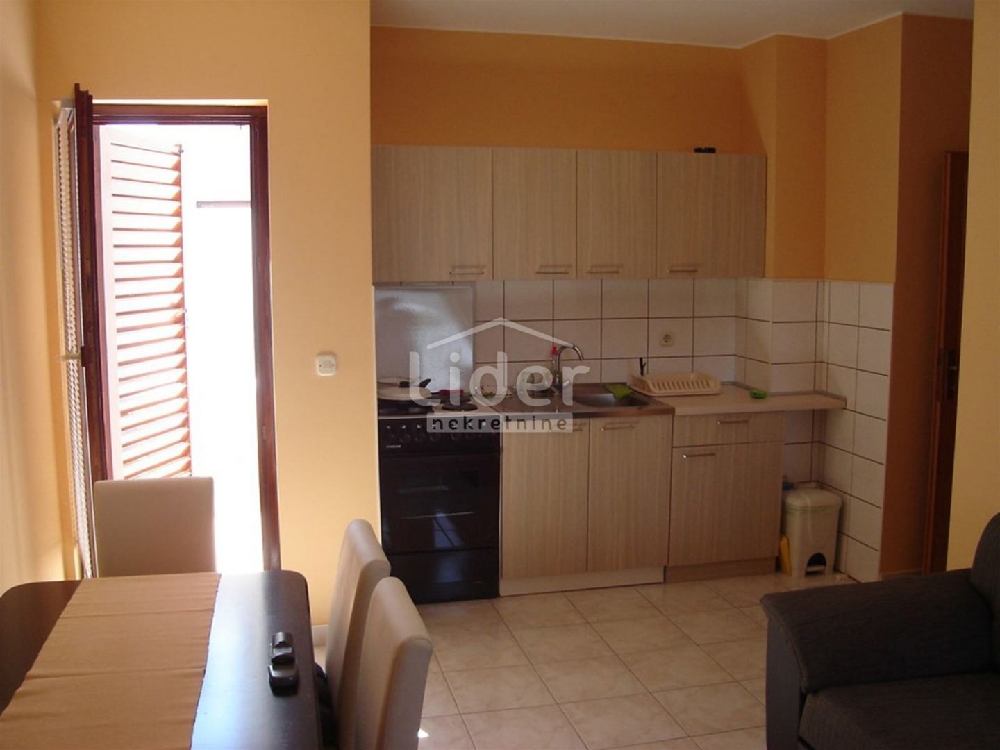 APARTMAN NOVALJA,GAJ - cover