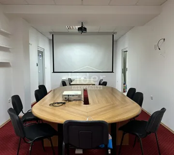 POSLOVNI PROSTOR-ŠKURINJE - cover