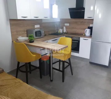 KASTAV Stan s predivnim pogledom na more - cover