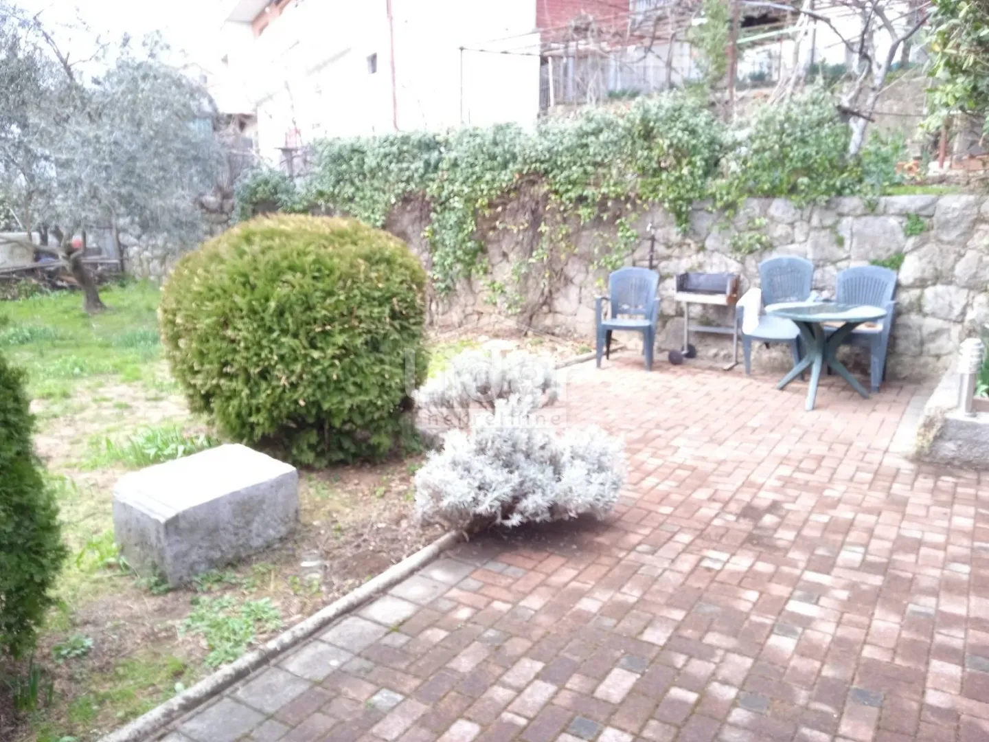 Dvosoban stan s dnevnim boravkom - cover