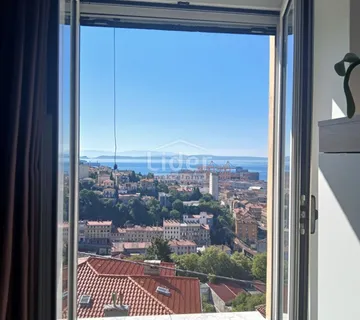 RIJEKA Stan s predivnim pogledom u blizini centra grada - cover