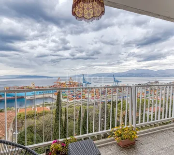 Rijeka, Krimeja, 3S+DB,2 kupaone, vrhunski - cover