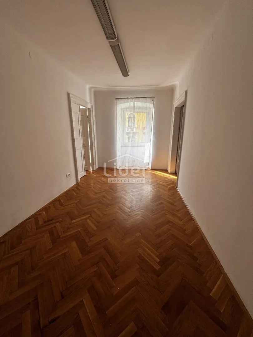 CENTAR-poslovni prostor 50m2 za najam - cover