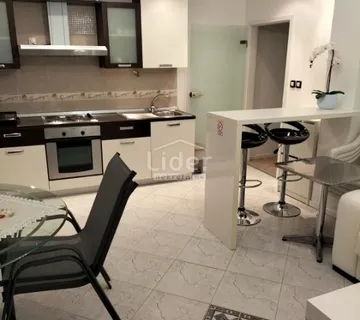 IKA-dvoetažni stan  - cover