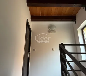 Fužine-Vrata, apartman 2s+db sa galerijom i balkonom - cover