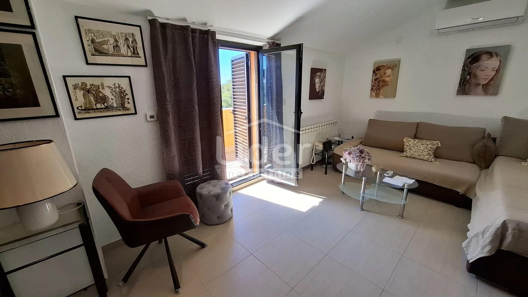 Stan za najam , Krasica - cover