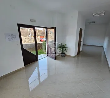 PEHLIN-poslovni prostor - cover