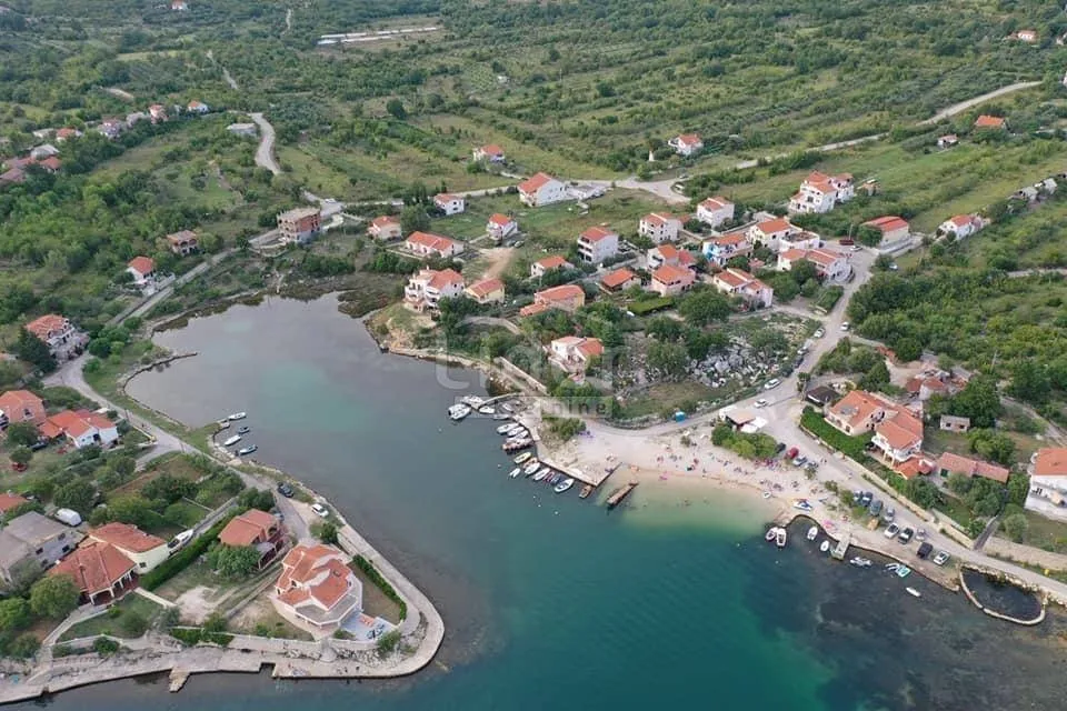 Ribnica na Karinskom moru, građevinsko zemljište 368m2 - cover