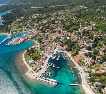 NEREZINE - GRAĐEVINSKO ZEMLJIŠTE 401 m2 - Nerezine, Mali Lošinj