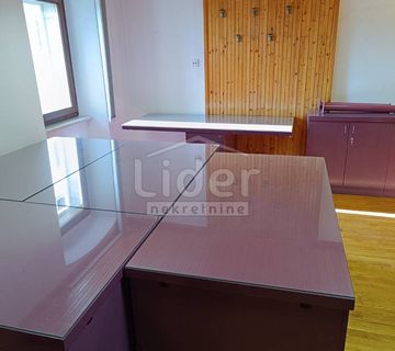 Rijeka, centar 130 m2, uredi - cover