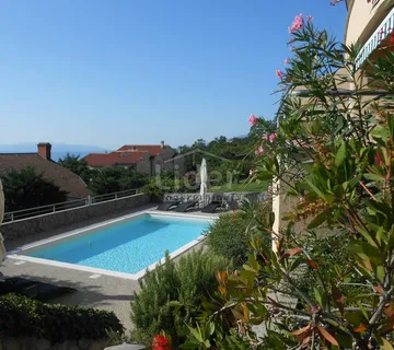 OPATIJA Luksuzan stan s bazenom, pogled na more - cover