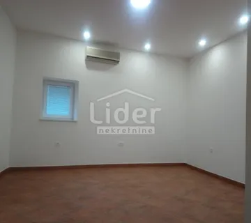 CENTAR-POSLOVNI PROSTOR - cover